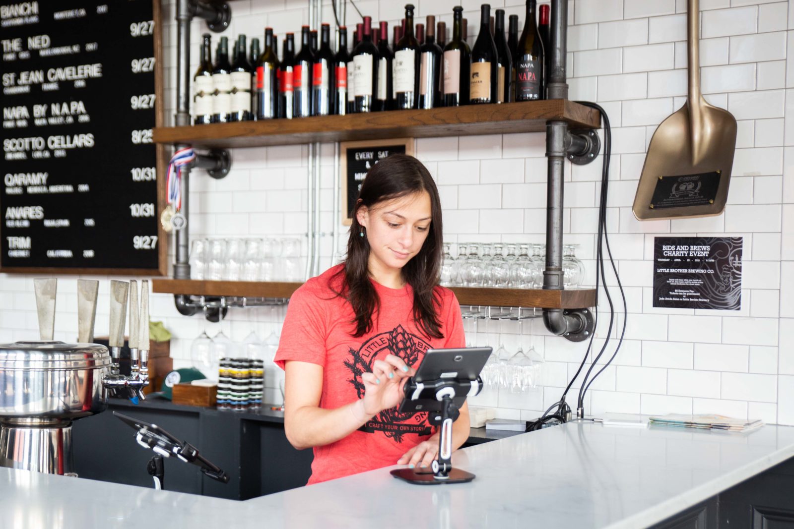 winery employee using pos software