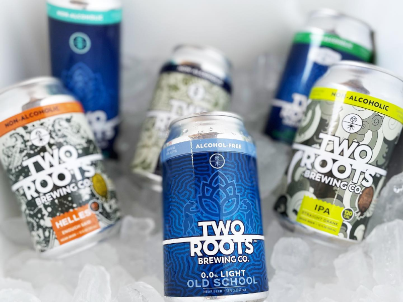 picture of two roots beer